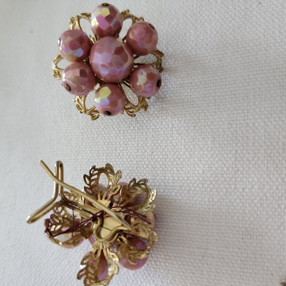 Vintage Tiny rose colored crystal brooche's - Picture 2 of 2